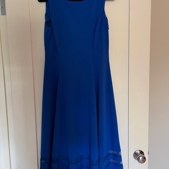 Dress - Picture 1 of 1